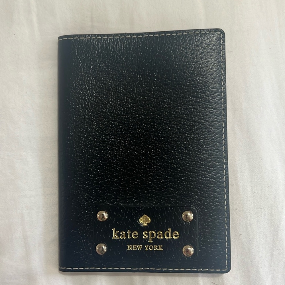 NWT Kate Spade New York Passport Holder, Black